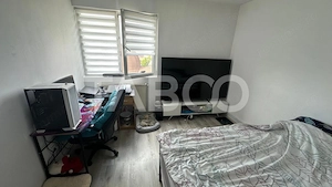 Apartament 98 mpu  4 camere cu balcon zona Terezian Sibiu - imagine 3