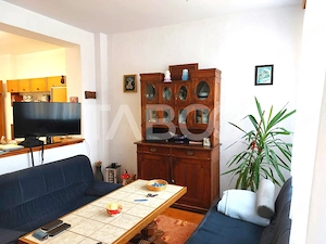 Casa si curte pretabila pentru 2 familii 980 mp teren liber Cisnadie - imagine 4