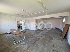 Spatiu comercial 100 mpu CURENT TRIFAZIC locuri parcare Lazaret Sibiu  - imagine 3