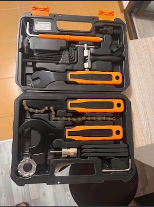 trusa reparat bicileta
