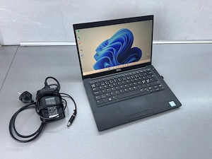 Laptop Dell   i5-8250U   8GB Ram  SSD NVMe 256Gb   Full HD   Windows 11 Pro
