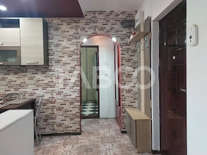 Apartament spatios 49 mp 2 camere decomandate 2 balcone Cisnadie - imagine 9