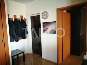 Apartament 2 camere de vanzare decomandat 62 mp zona Siretului Sibiu - imagine 9