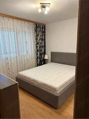 Proprietar - inchiriez apartament cu 3 camere, decomandat, etaj 1- Calea Girocului - imagine 7