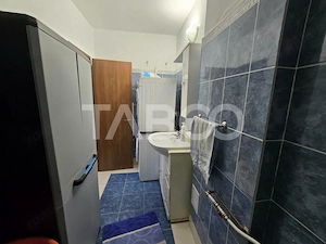 Apartament decomandat 3 camere 2 bai 66 mp parcare boxa Terezian Sibiu - imagine 15