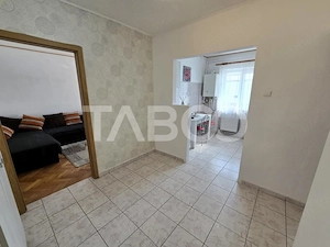 Apartament 2 camere de vanzare mobilat pivnita balcon Siretului Sibiu - imagine 9
