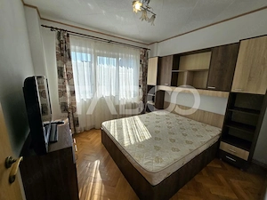Apartament 2 camere de vanzare mobilat pivnita balcon Siretului Sibiu - imagine 4