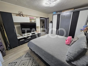 Apartament 3 camere mobilat 2 bai balcon pivnita Mihai Viteazul Sibiu - imagine 12