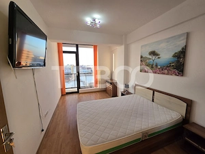 Penthouse 3 camere de inchiriat 70 mpu terasa 58 mp zona Doamna Stanca