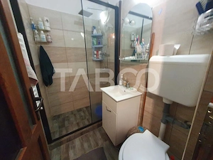 Apartament semidecomandat 2 camere parter 45 mpu Zona Tudor  - imagine 7