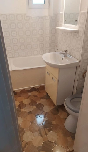 Apartament cu 3 camere de Anchiriat - imagine 6