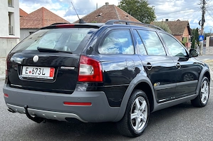 Skoda Octavia 4x4 SCOUT TDI - imagine 5
