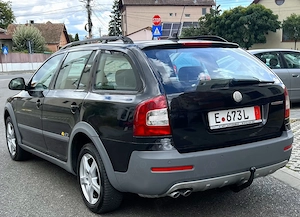 Skoda Octavia 4x4 SCOUT TDI - imagine 9