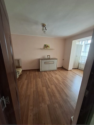 apartament 2 camere,langa liceul pedagogic - imagine 5