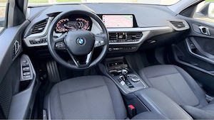 BMW 118D 2020 fabricatie Automata km reali istoric bmw  - imagine 9