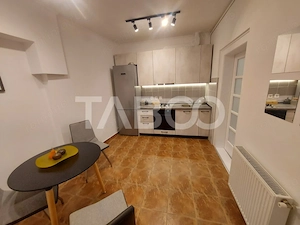 Garsoniera de vanzare 43 mpu pivnita zona Orasul de Jos din Sibiu - imagine 4
