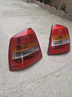 Stopuri ,Lampa / Tripla dreapta stanga Opel Astra G