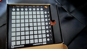 Launchpad Mini Novation, impecabil - imagine 3