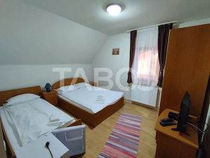 EXCLUSIVITATE Pensiune 9 camere 615 mpu 3600 mp teren in Fantanele - imagine 16