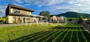 Casa superba de inchiriat 5 camere cu teren si piscina Cisnadie - imagine 3