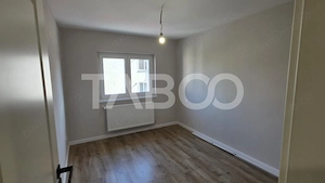 Apartament cu 3 camere central ultrafinisat de vanzare in Sebes  - imagine 5