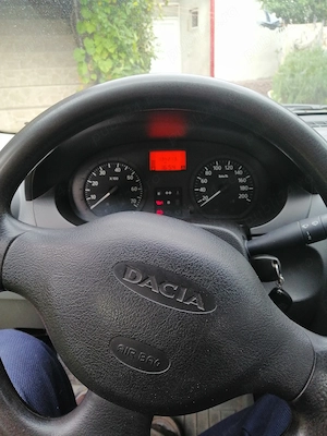 Vand autoturism Dacia Logan - imagine 4