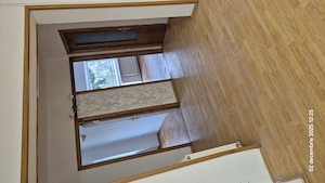 Ofer spre închiriere apartament nemobilat ,3 camere în Craiova, str.A.I.Cuzar - imagine 9