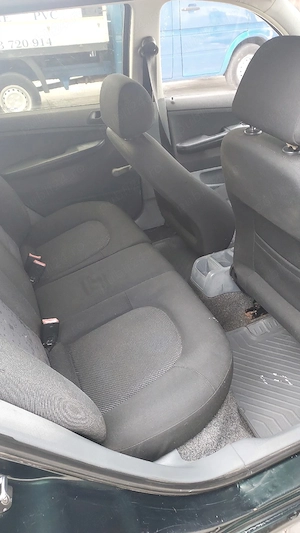 Skoda fabia 1.2 benzina - imagine 2