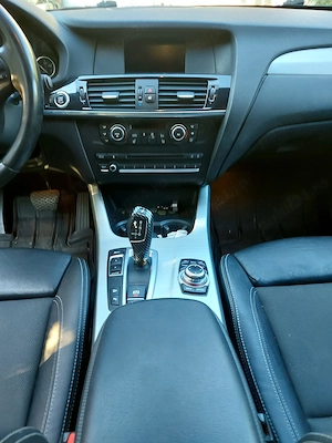 BMW X3 3.0d xDrive 2012 Cutie Automată | Stare Impecabilă- Service la zi - imagine 3