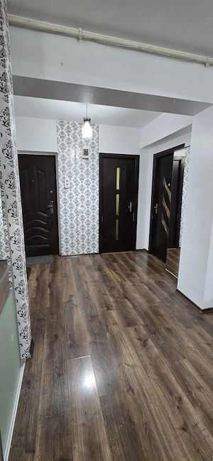 Apartament 3 camere decomandat, km 5 Constanta - imagine 6