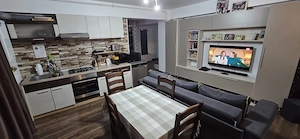 Apartament 3 camere decomandat, km 5 Constanta - imagine 3