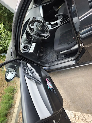 Mazda 3 1.6 Benzina 105CP 2009 - imagine 5
