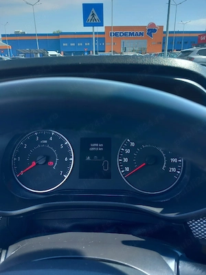 Dacia logan 2023 - imagine 3