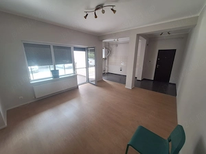 Apartament 3 camere, Braytim, renovat nou, Parcare in CF. centala termica, terasa mare - imagine 2