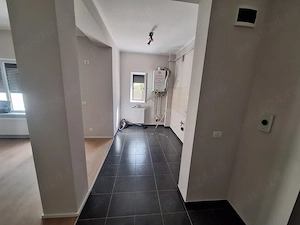 Apartament 3 camere, Braytim, renovat nou, Parcare in CF. centala termica, terasa mare - imagine 4