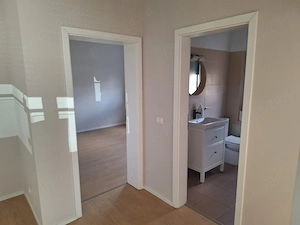 Apartament 3 camere, Braytim, renovat nou, Parcare in CF. centala termica, terasa mare - imagine 9