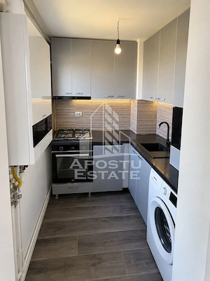 Apartament de vanzare cu 3 camere, Decomandat, Calea Sagului - imagine 4