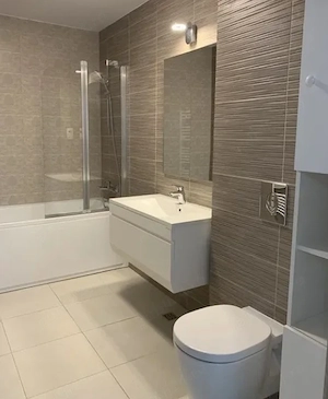 central in PITESTI ofer in chirie apartament decomandat cu 2 camere - imagine 5