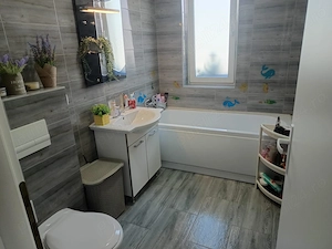 Închiriez apartament cu  2  camere  - imagine 6