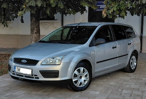 Ford focus 1.6 Tdci 90 CP - imagine 9