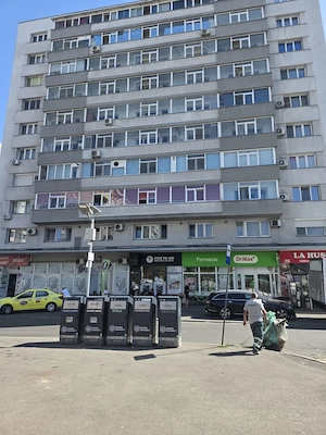 Proprietar vând-3 camere   zona de Nord, Sector 1   Bd. Ion Mihalache nr. 343