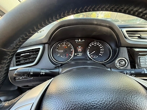 Vând Nissan Qashqai J11 din anul 2016 model TEKNA , motor 1,5 diesel, cutie automata, 322000 kM - imagine 2