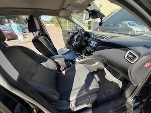 Vând Nissan Qashqai J11 din anul 2016 model TEKNA , motor 1,5 diesel, cutie automata, 322000 kM - imagine 6