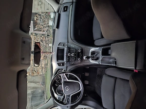 Vând Opel insignia 