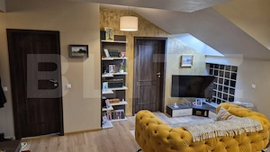 Apartament cu 3 camere de vanzare, 51,74 mp, zona Semicentrala - imagine 2