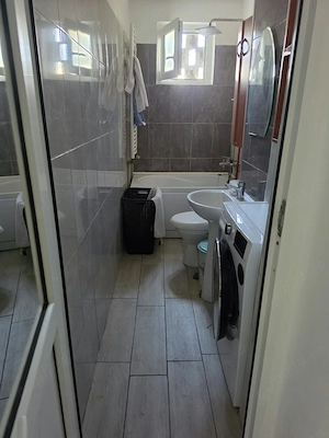 Apartament de vânzare - imagine 2