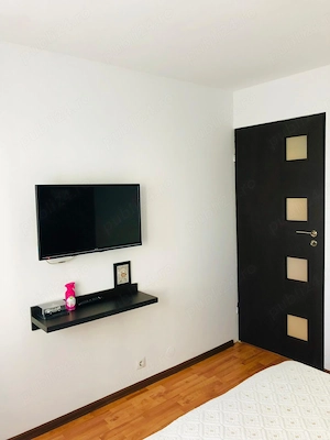 Inchiriez apartament 2 camere decomandat,55 mp,Pitesti,Cartier Popa Sapca(Str Viilor) - imagine 2