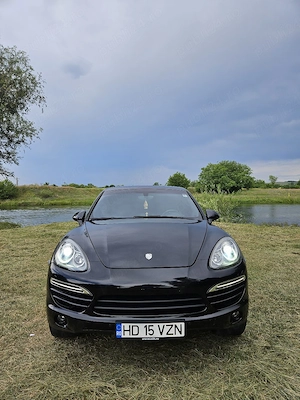 Porsche Cayenne 3.0D Gts VARIANTE - imagine 2