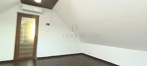 Spatiu intr-un salon de infrumusetare - Cetatii -  Mehala - imagine 3