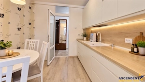 Insorit 3 camere decomandat, 2 bai, vedere 2 parti, doar 2 apartamente pe palier, Tractorul, Brasov - imagine 10